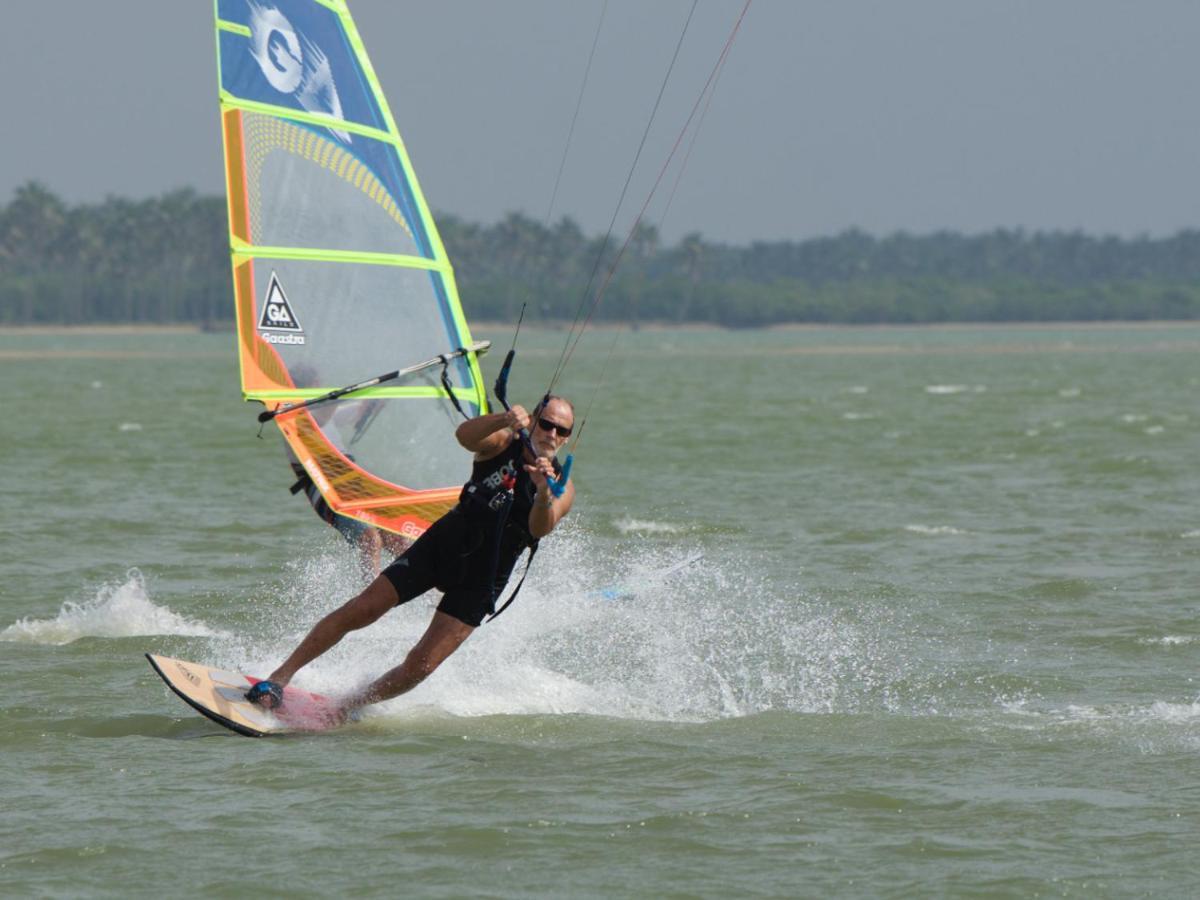 De Silva Wind Resort Kalpitiya - Kitesurfing School Sri Lanka Dış mekan fotoğraf